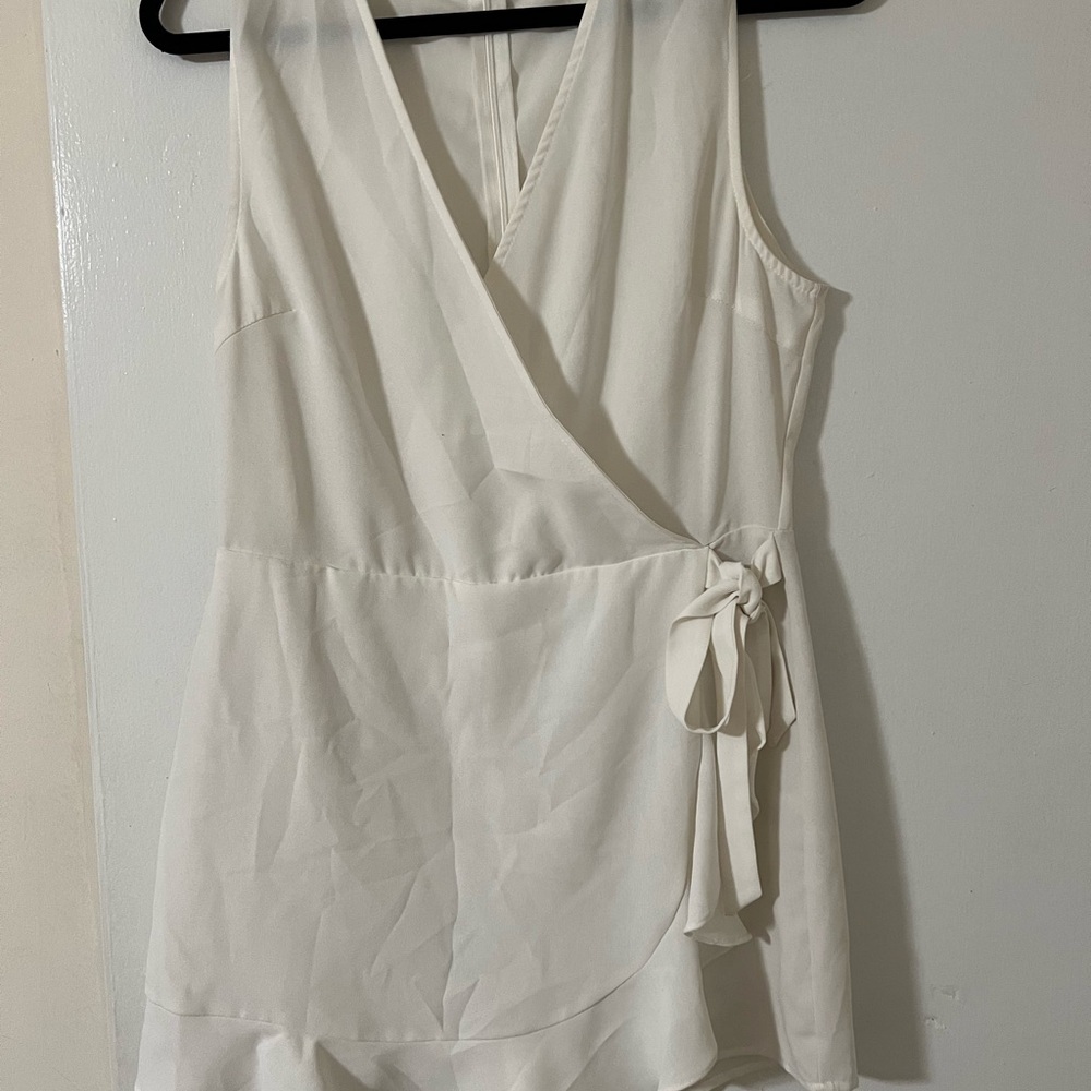 Elegant White Sleeveless Romper